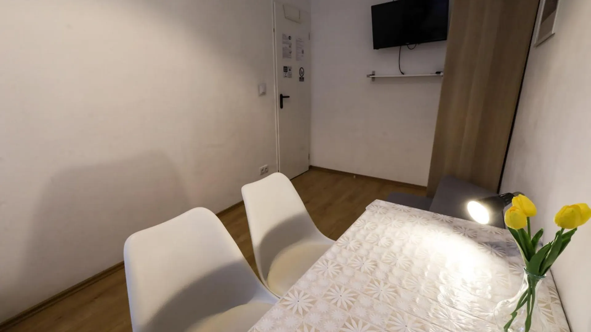 Budapest Pest-Port Apartment 4 Rooms For 16 Person