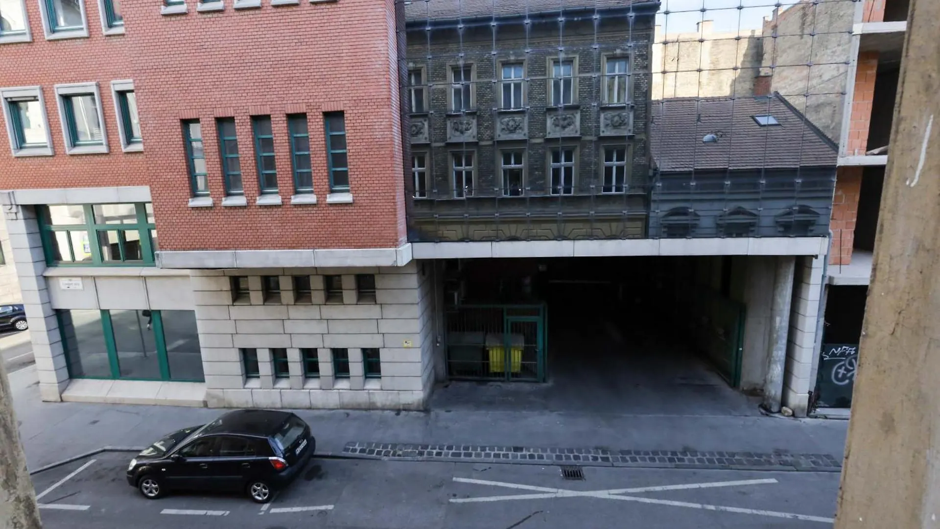 Budapest Pest-Port Apartment 4 Rooms For 16 Person 0*,  Ungheria